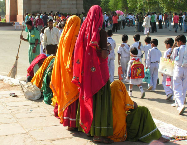 jeunesse_et_femmes_indiennes.jpg