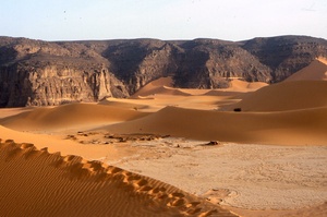 <strong>Lire la suite</strong><br>Avril 2004 - Tadrat Avril 2004 - Tadrat