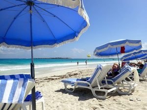 <strong>Lire la suite</strong><br>Plages de Saint Martin en photos Plages de Saint Martin en photos