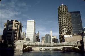 <strong>Lire la suite</strong><br>Chicago Chicago