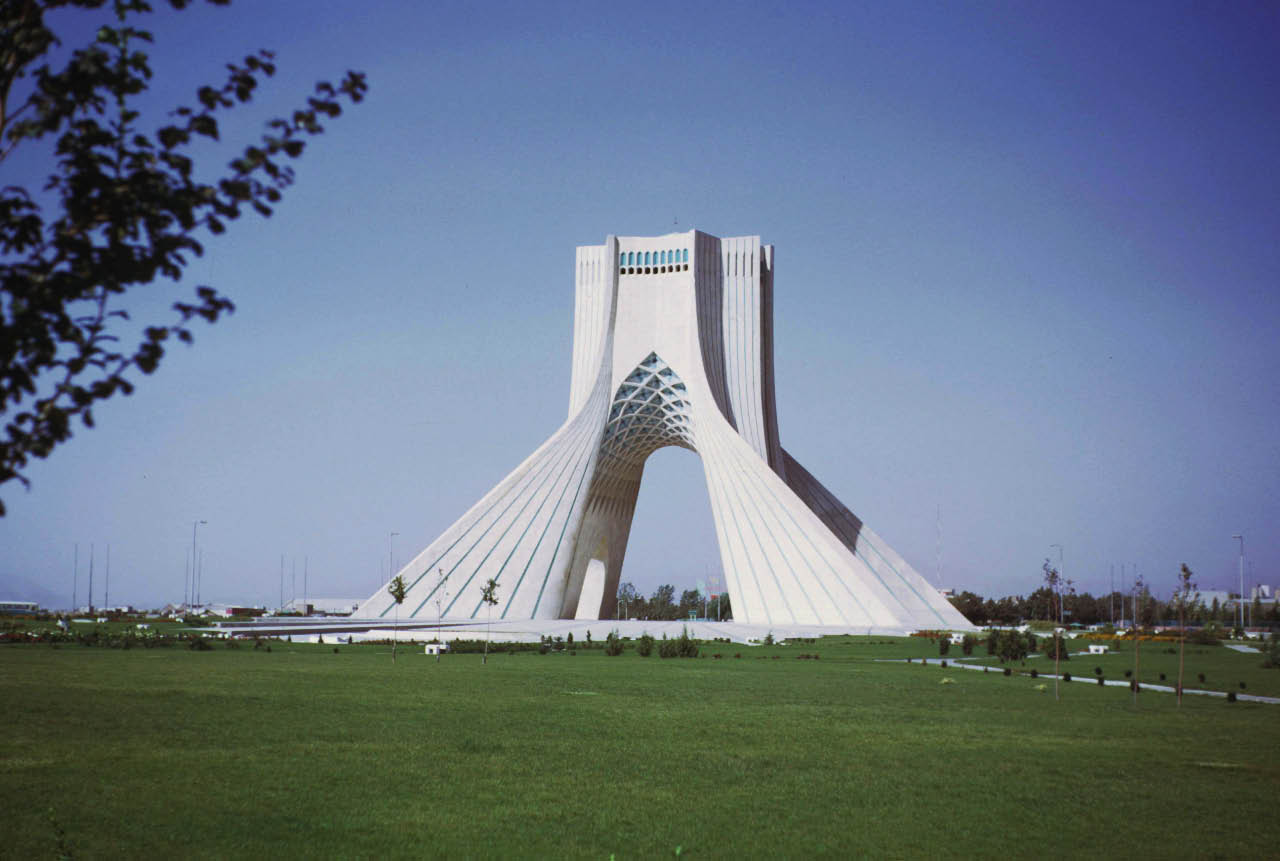 Teheran porte Azidi