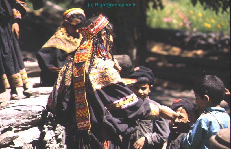  femme  de l'ethnie Kalash (pakistan)