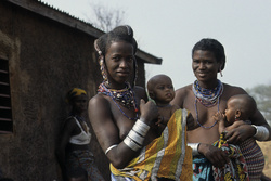Mariages forcés et excision en Afrique de l'Ouest