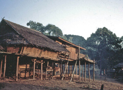 <strong>Lire la suite</strong><br>Hmong - Culture, us et coutumes Hmong - Culture, us et coutumes