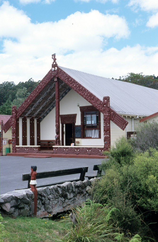 maison_maori_nlle_zelande-1.jpg
