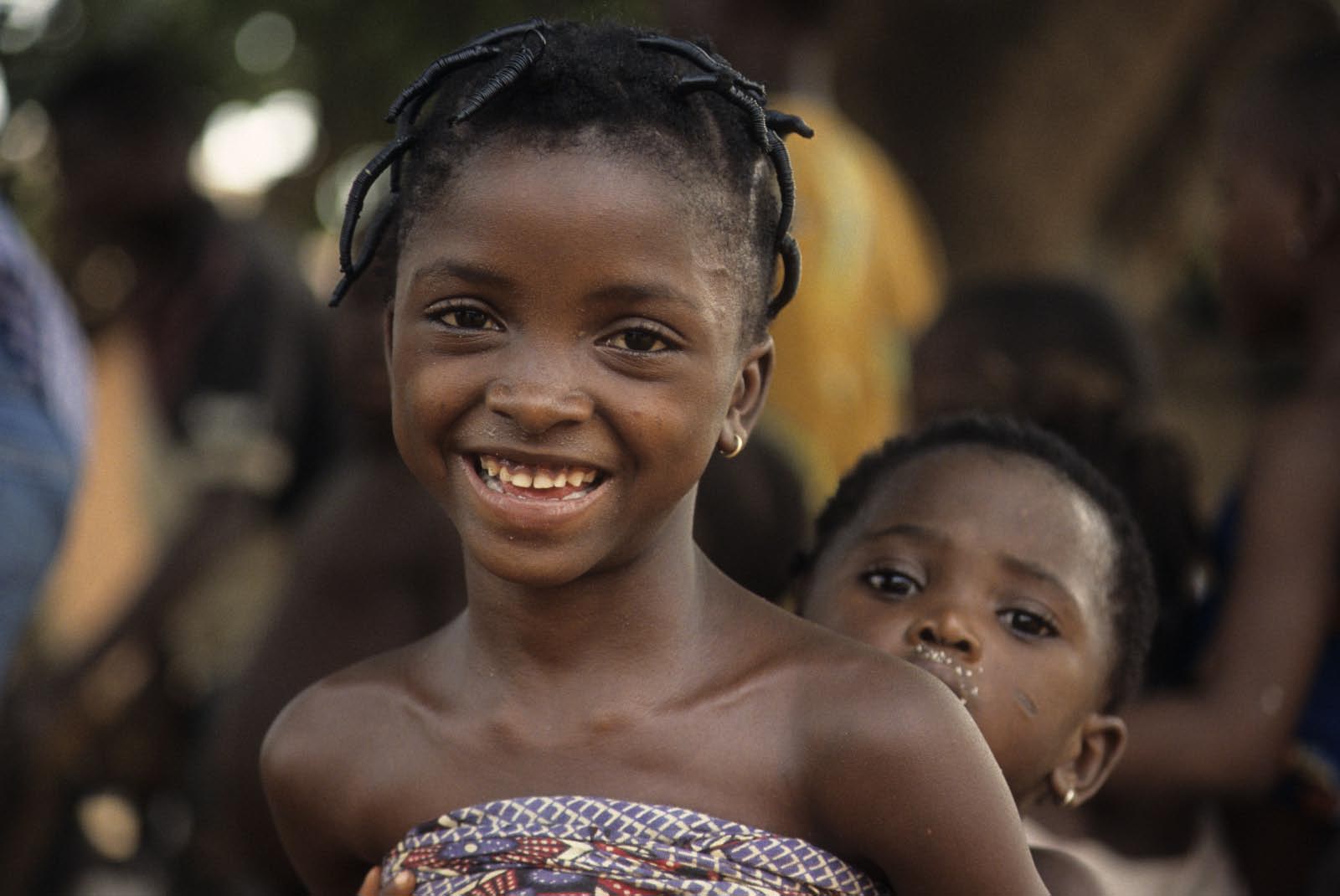 jeune femme d'Afrique de l'Ouest