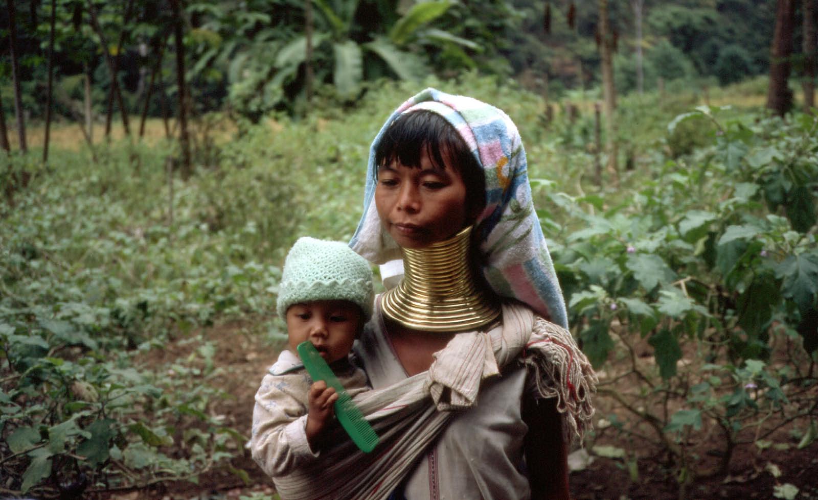 Padaung a la frontière Thaïlandaise