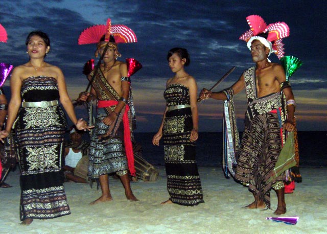 porteurs de Ikat